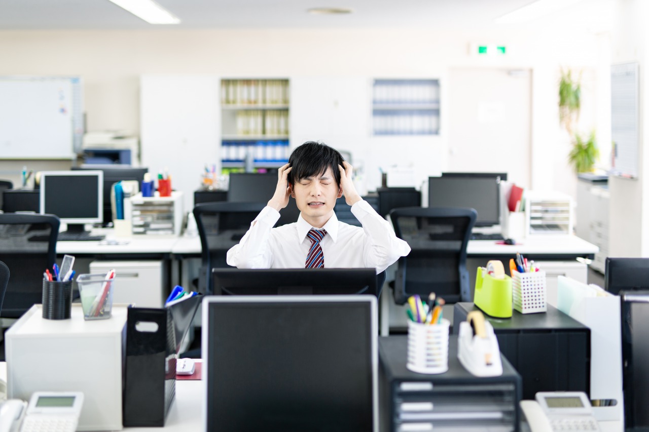 長時間労働のデメリットと4つの解決法