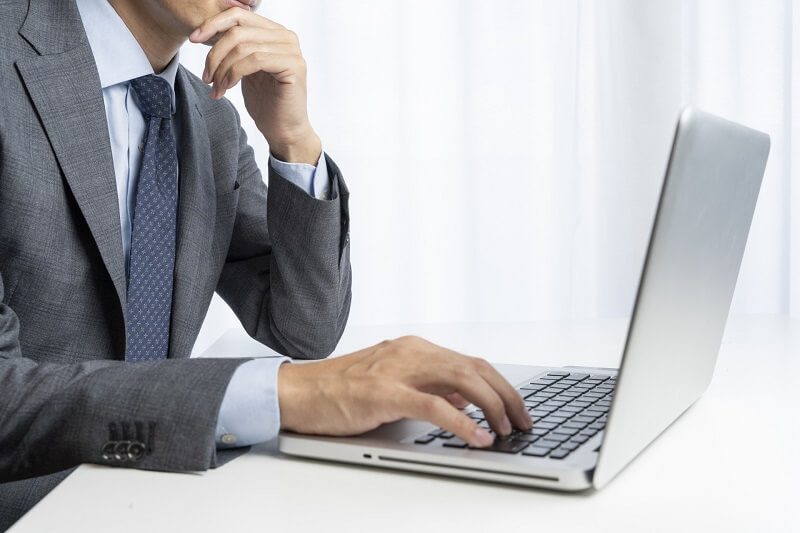 生産性向上と業務効率化の違い｜具体的な施策や取り組みを紹介