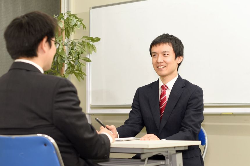 管理職のラインケアとは？企業が押さえるべき役割・実践方法・教育のポイント【社労士監修】